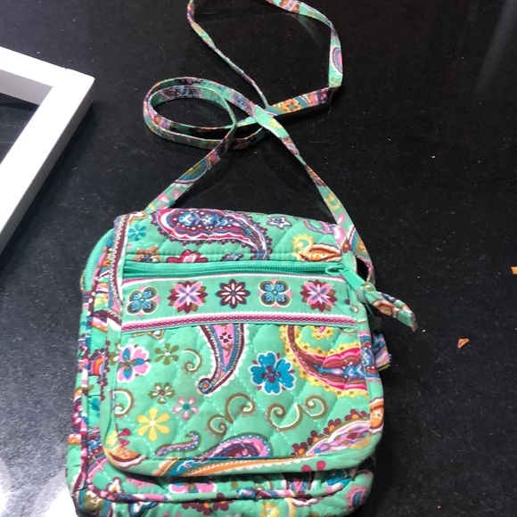 Bags Green Vera Bradley Look Alike It Is A Soft Quilted Cross Body